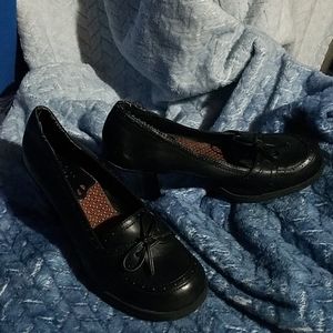 Cute Mudd black heels